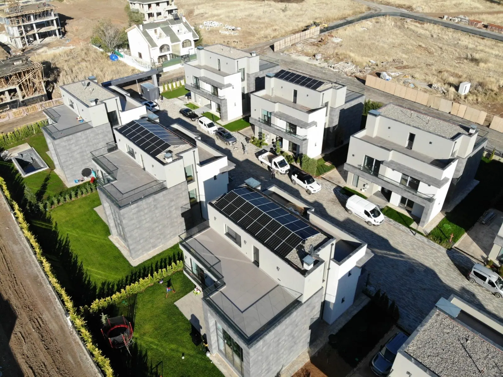 Ankara Beytepe Marus Sitesi 3 Villa Hibrit Batarya GES Projesi - 3. fotoğraf küçük resmi