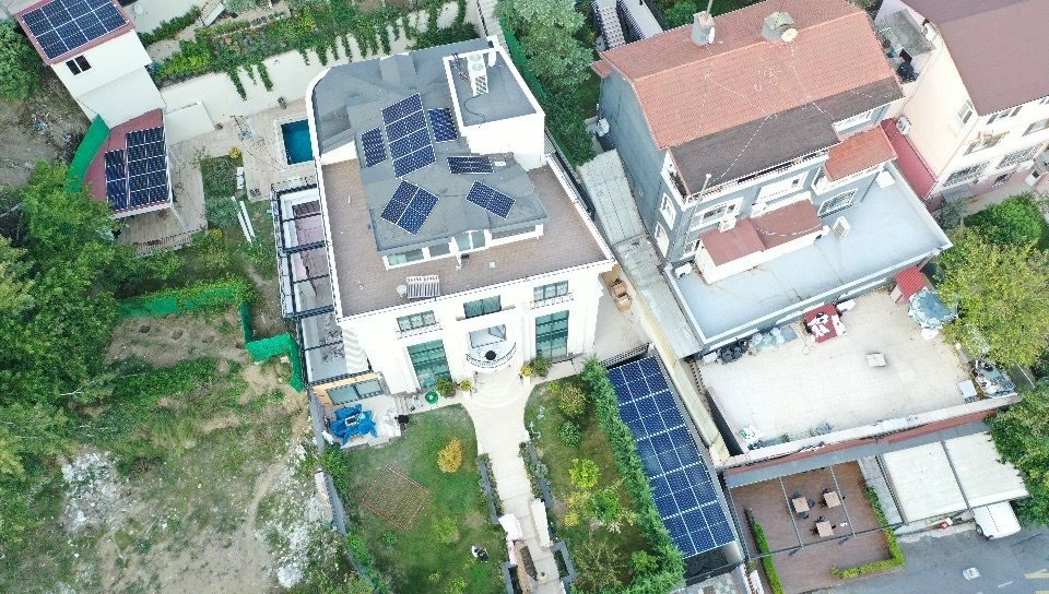 İstanbul Bebek 30 kWp Hibrit GES Projesi - 1. fotoğraf