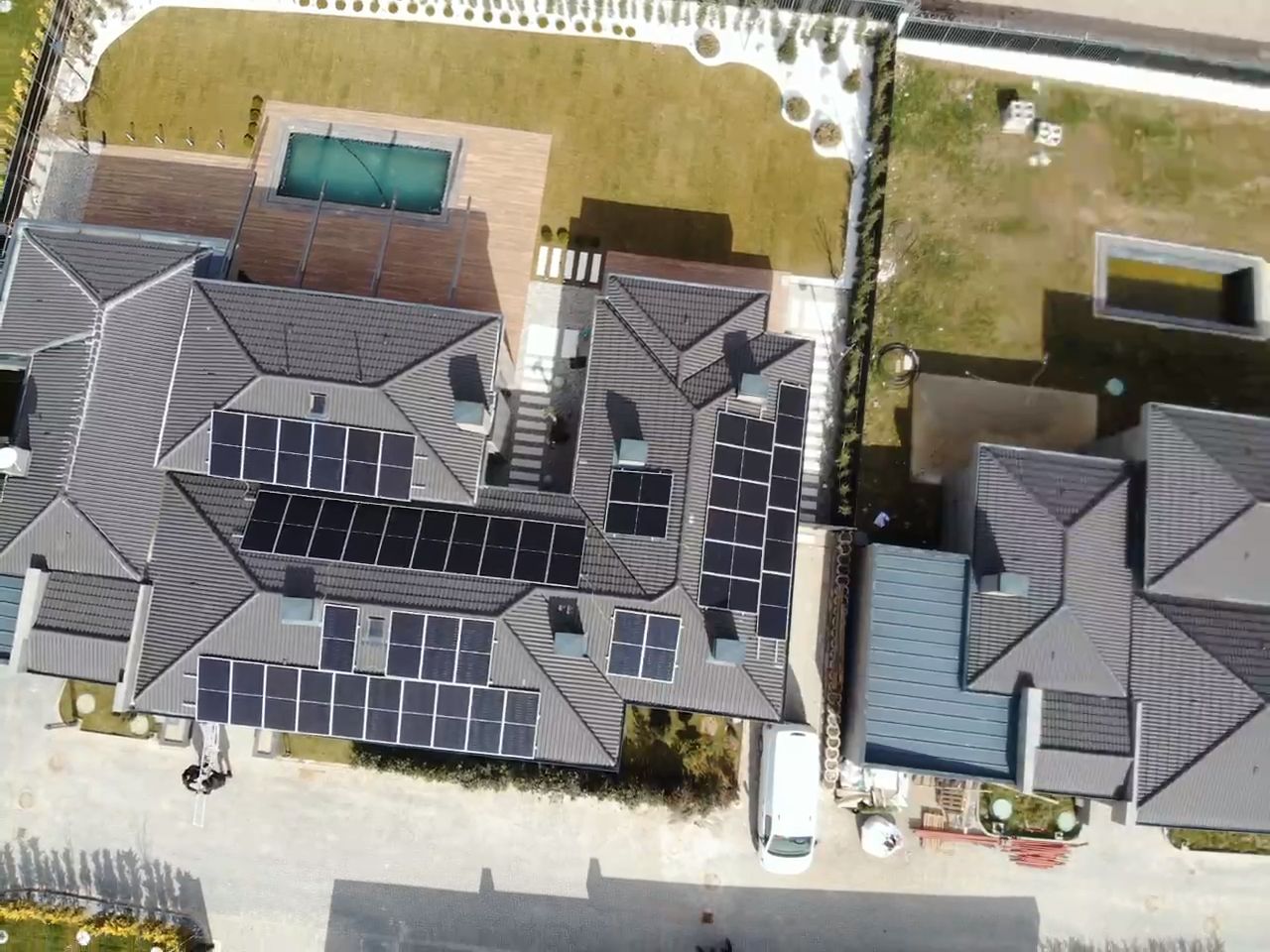 Ankara Lüks Villa GES, Depolama ve Şarj İstasyonu Projesi - 1. fotoğraf