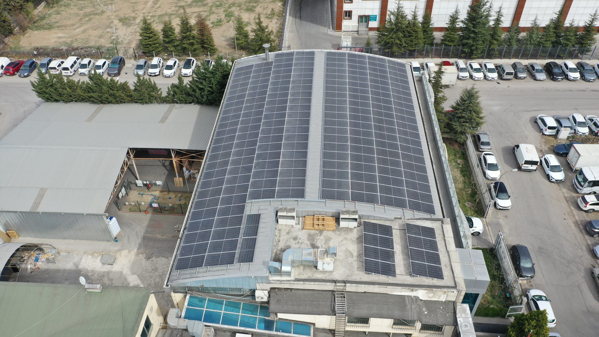 Ankara Yenimahalle 100 kW On-Grid Fabrika Çatı GES Projesi - 3. fotoğraf küçük resmi