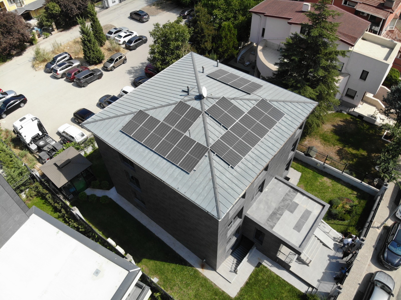 Ankara Modern Konut Çatı GES Projesi - 2. fotoğraf küçük resmi