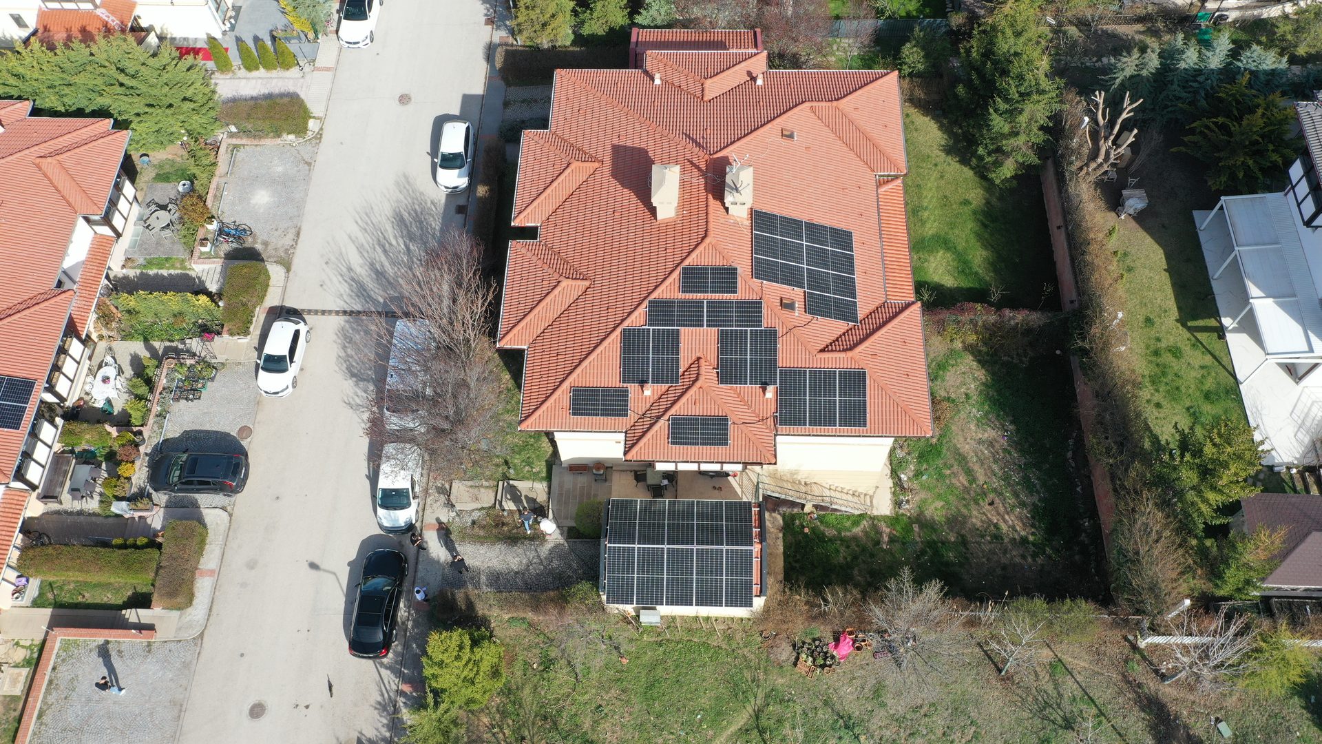 Ankara Çok Yüzeyli Çatılı Villa GES Projesi - 2. fotoğraf küçük resmi