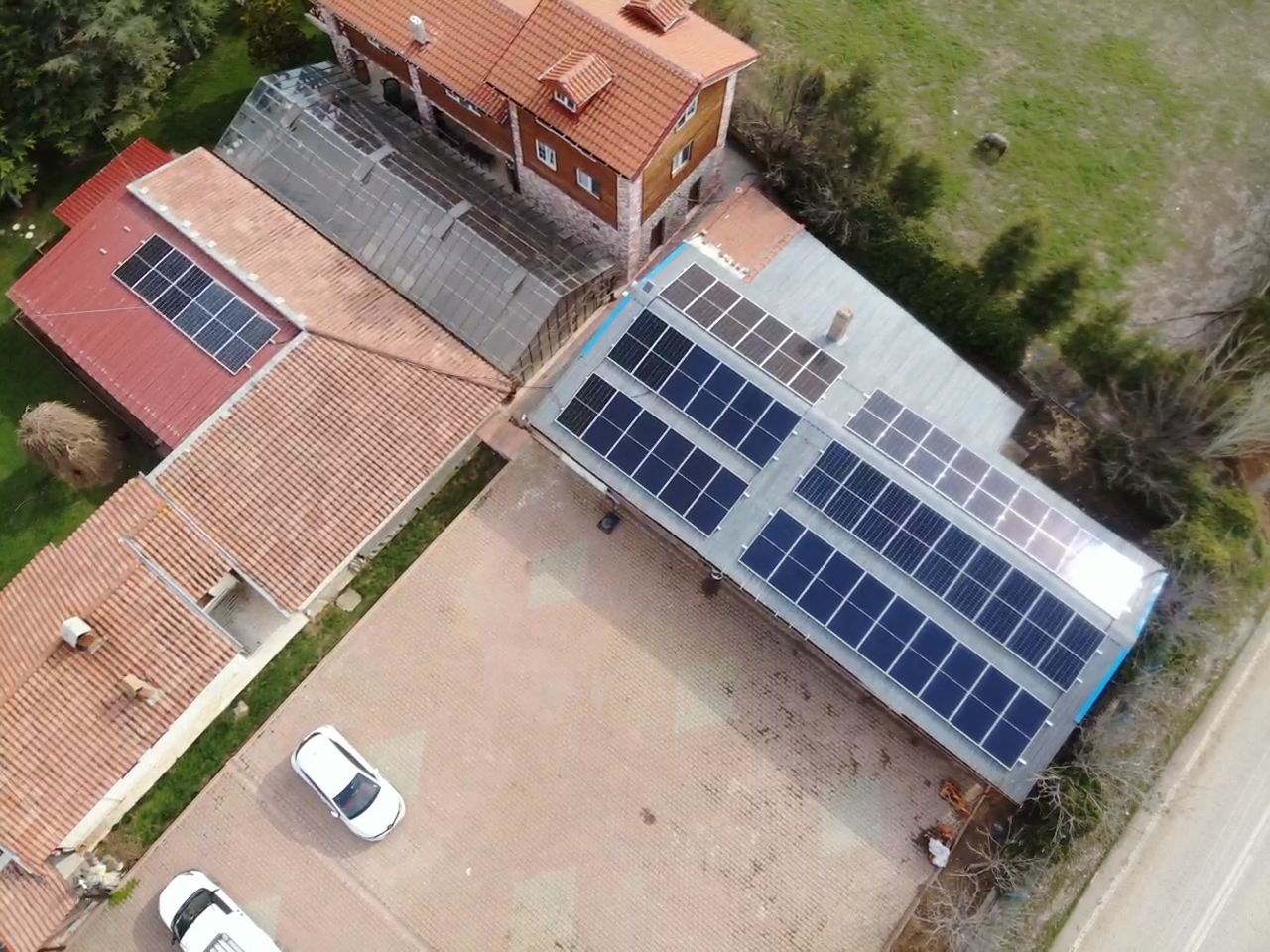 Ankara Çubuk Villa GES ve Depolama Projesi - 1. fotoğraf