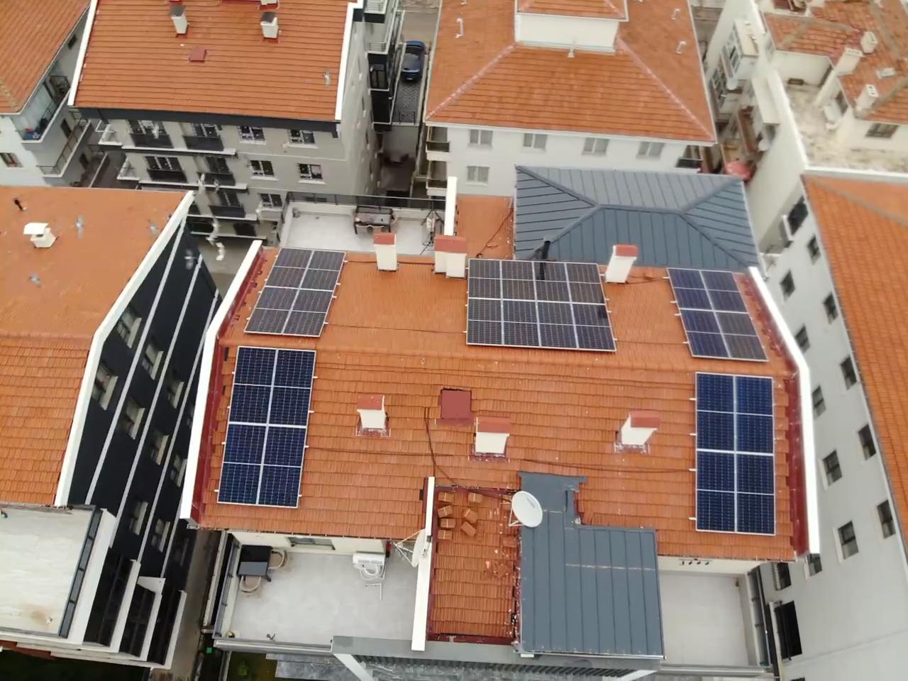 Ankara Altındağ Aydınlıkevler Apartman Çatı GES ve Depolama Projesi - 4. fotoğraf küçük resmi